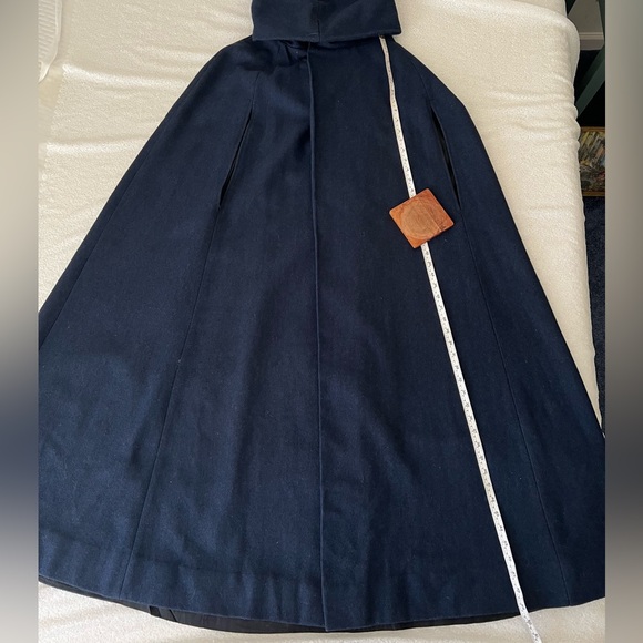 Vintage Long Dark Blue Wool Hooded Cape Cloak - cosplay Victorian or hobbit - Picture 12 of 17